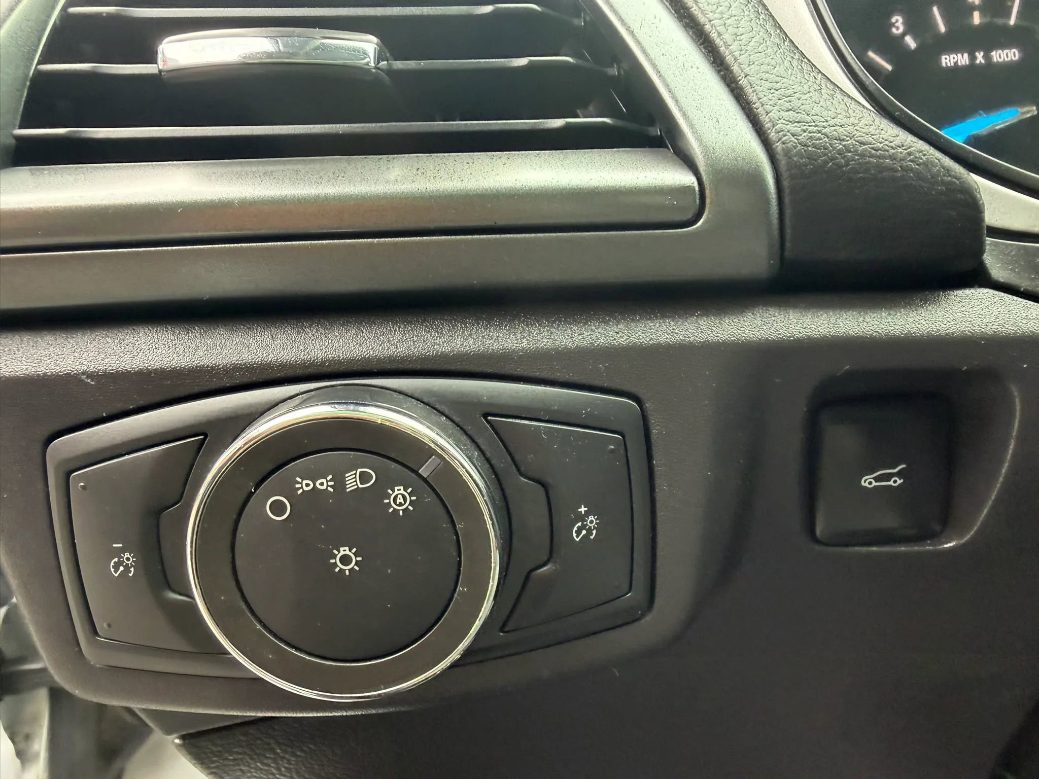 Used 2016 Ford Fusion S FWD image 20