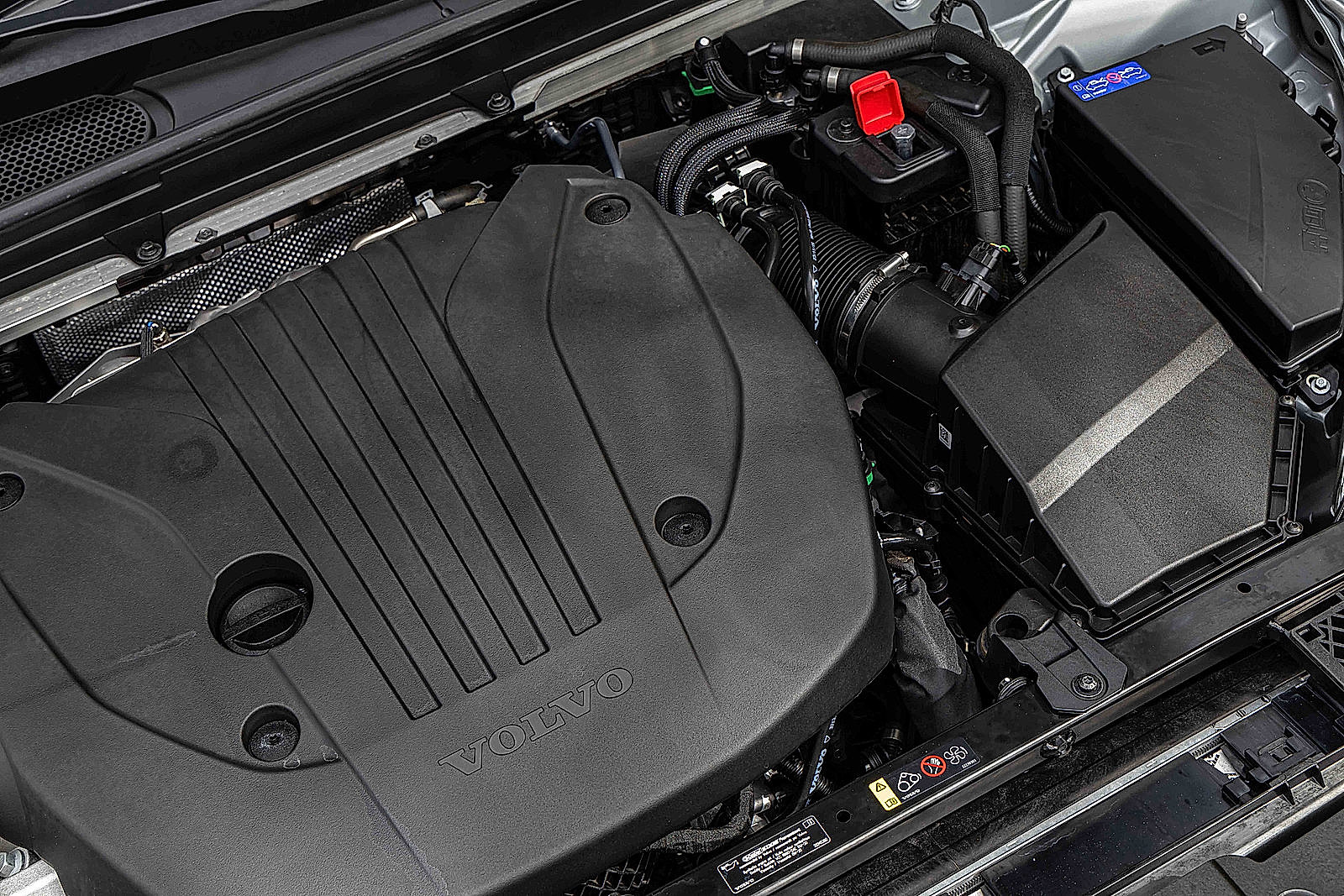 Used 2024 Volvo S60 B5 Plus image 29