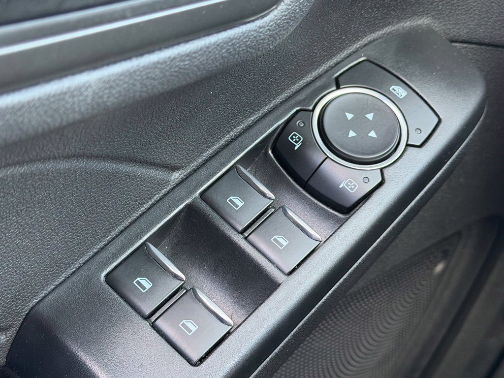 Certified 2023 Ford Escape Active AWD/4WD image 16