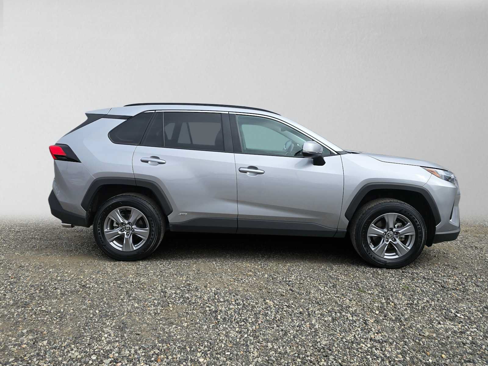 Used 2025 Toyota RAV4 XLE w/ Weather Package AWD/4WD image 2