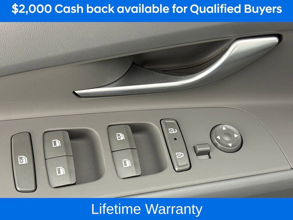 New 2026 Hyundai Elantra Sport image 11