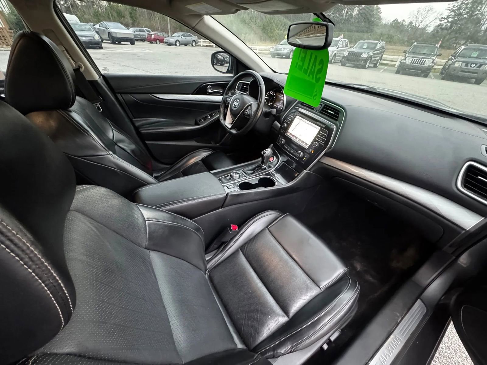 Used 2017 Nissan Maxima 3.5 SV image 3