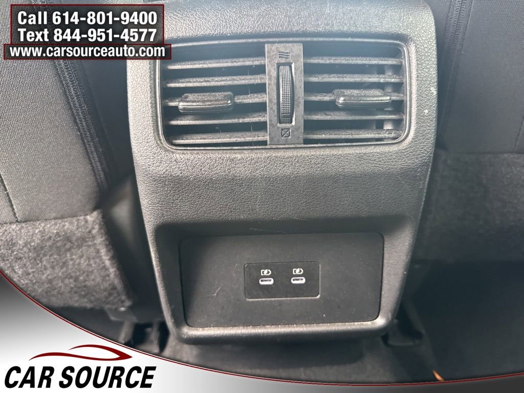 Used 2024 Nissan Rogue SV image 28