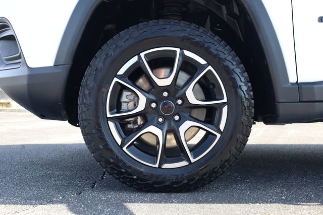 Used 2025 Jeep Compass Trailhawk image 8