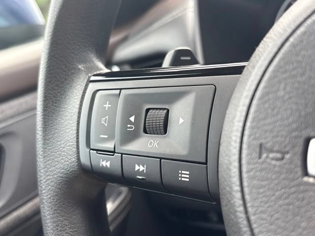 Used 2023 Nissan Rogue SV AWD/4WD image 22