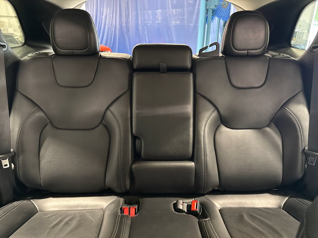 Used 2020 Jeep Cherokee Limited FWD image 35