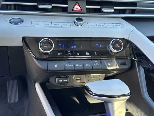 New 2026 Hyundai Elantra Limited image 30