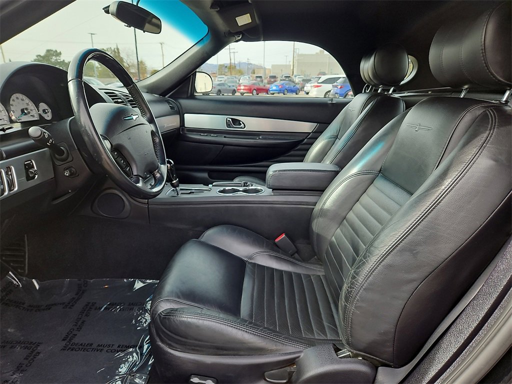 Used 2003 Ford Thunderbird Base image 13