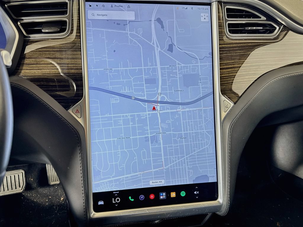 Used 2015 Tesla Model S 70D AWD/4WD image 28