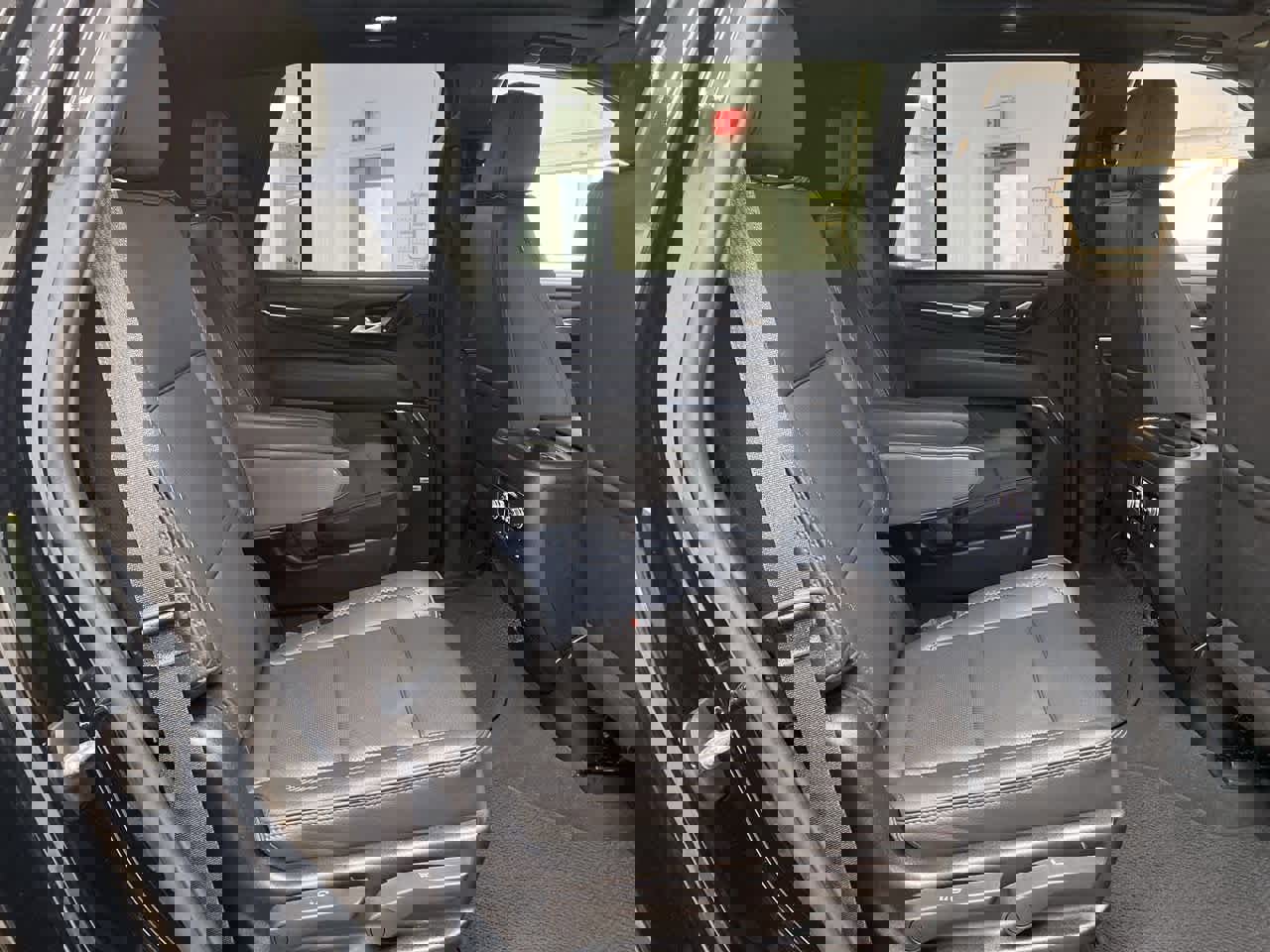 Used 2024 GMC Yukon Denali image 17