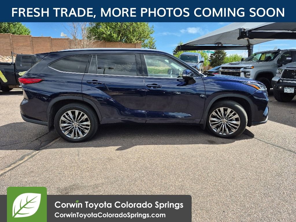 Used 2020 Toyota Highlander Platinum AWD/4WD image 7