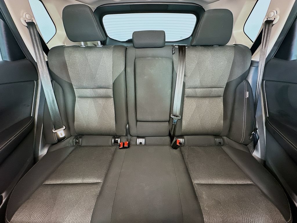 Used 2025 Nissan Rogue SV FWD image 13