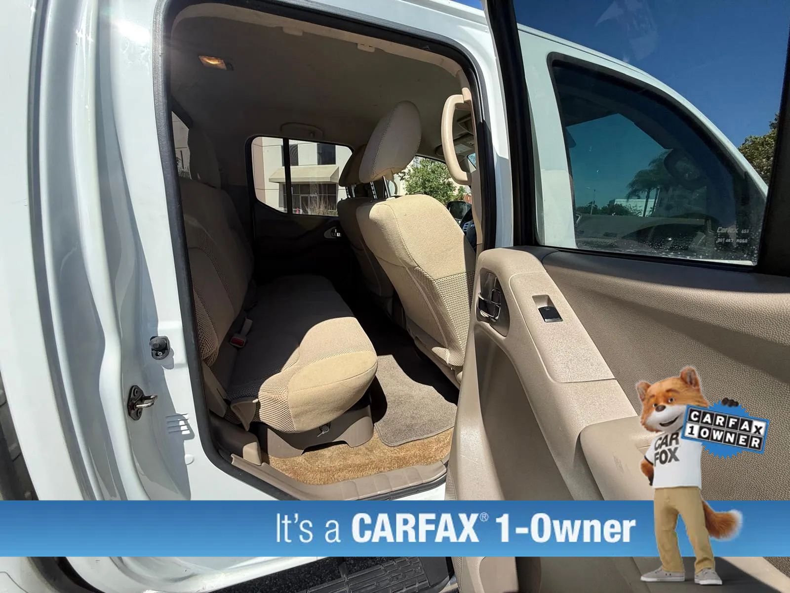 Used 2015 Nissan Frontier SV w/ SV Value Truck Package RWD image 27
