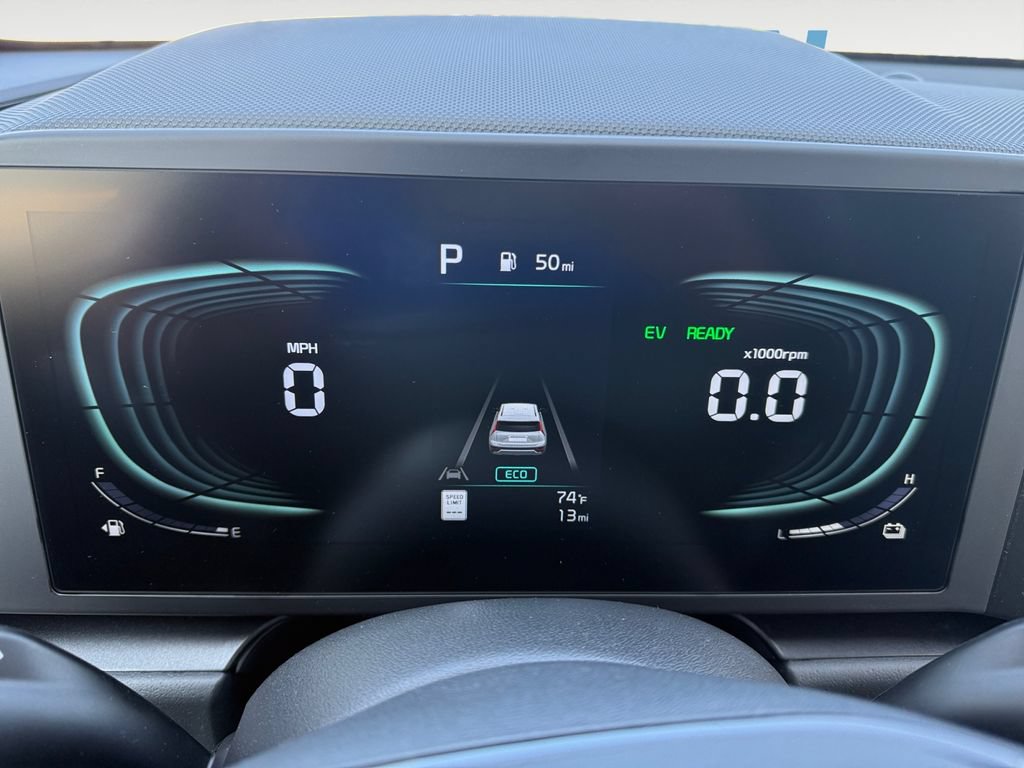 New 2026 Kia Niro LX FWD image 17