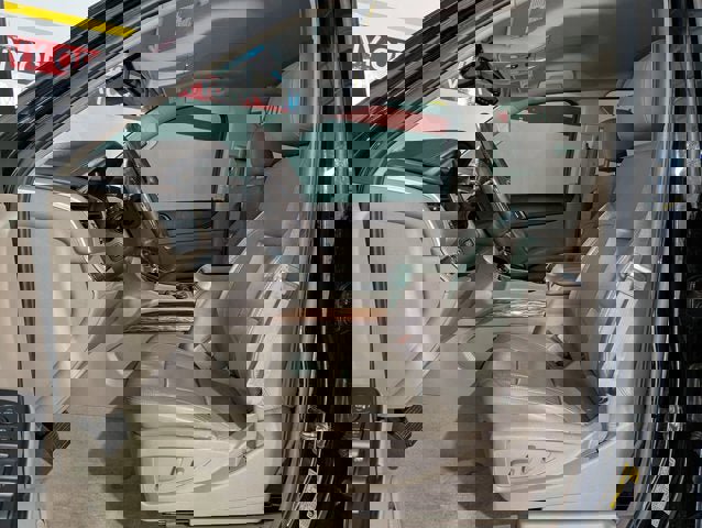 Used 2015 GMC Yukon XL SLT image 18