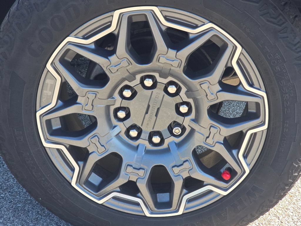 Used 2024 GMC Hummer EV 3X w/ Extreme Off-Road Package AWD/4WD image 9