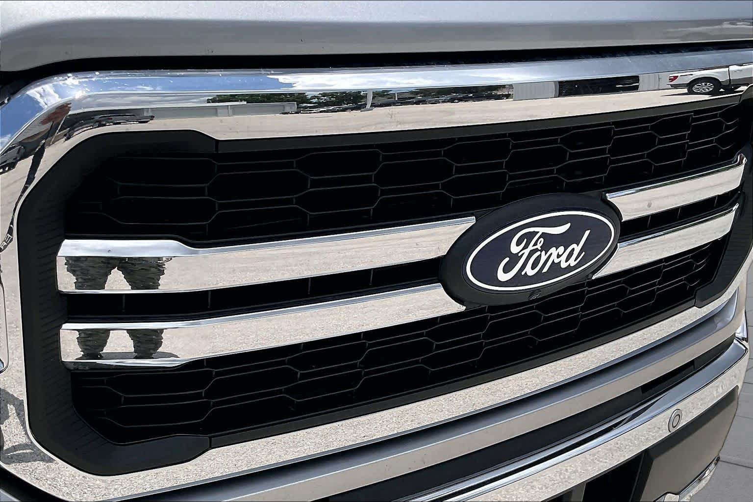Used 2024 Ford F150 Lariat w/ Equipment Group 502A High AWD/4WD image 29