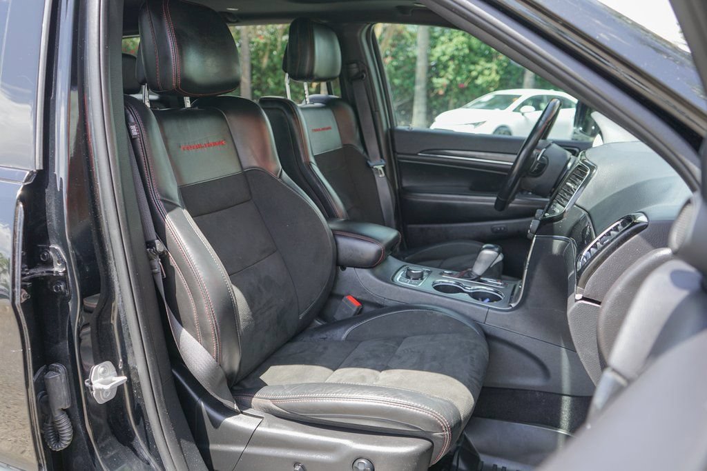 Used 2020 Jeep Grand Cherokee Trailhawk AWD/4WD image 39