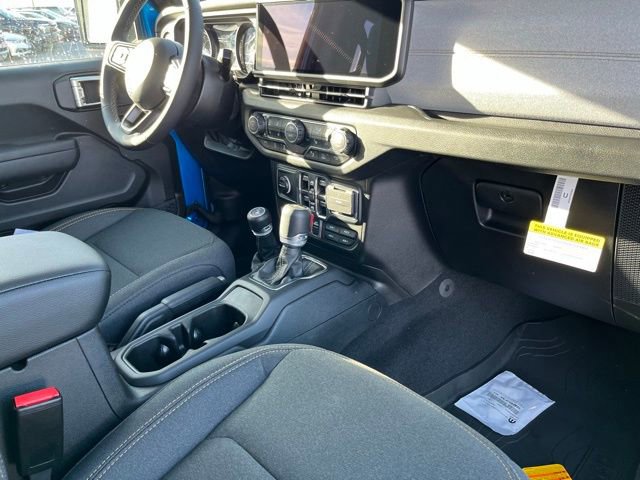 New 2026 Jeep Gladiator Sport AWD/4WD image 24