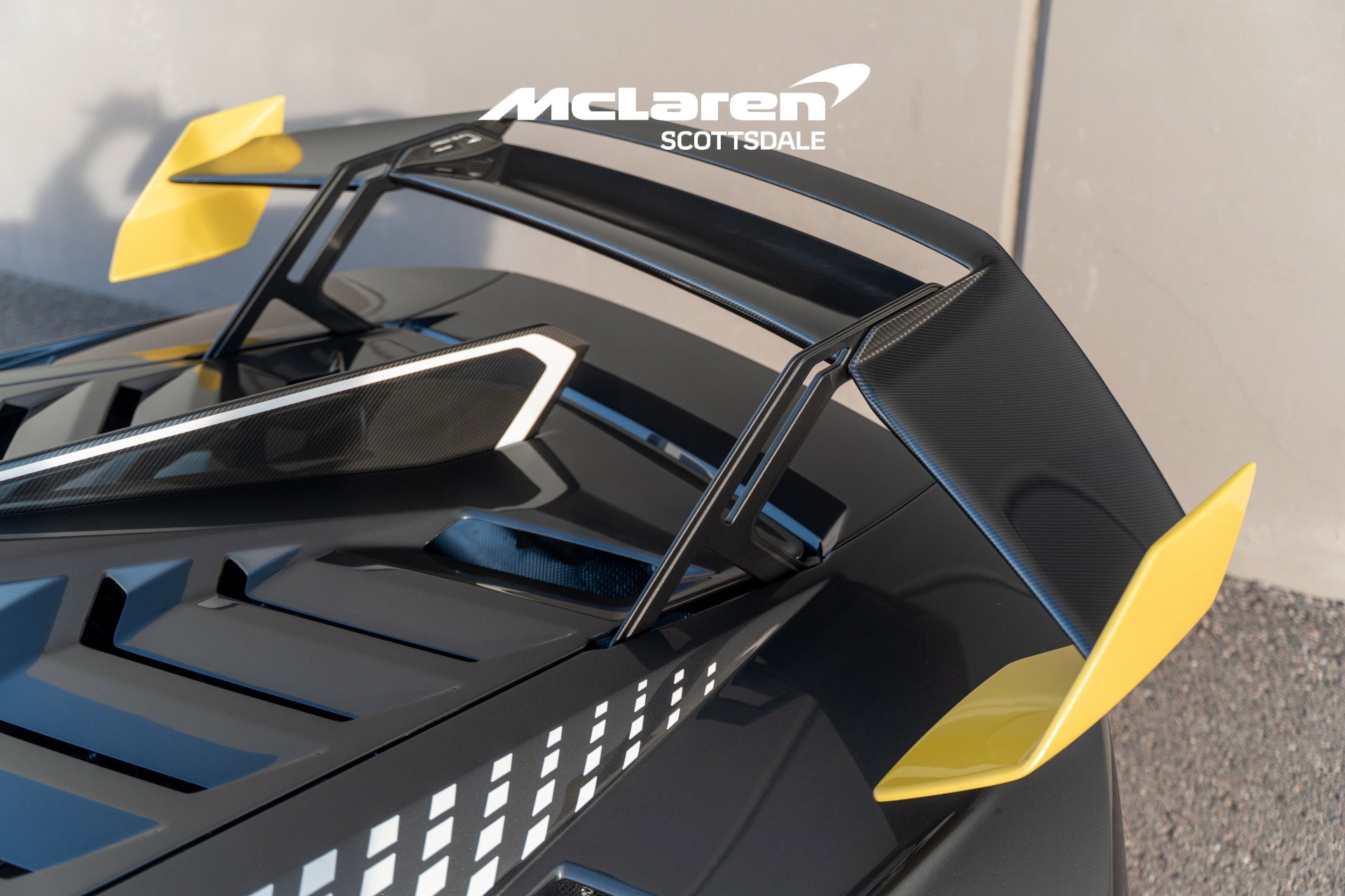 Used 2022 Lamborghini Huracan STO image 23