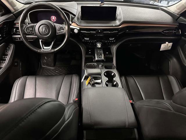 Used 2022 Acura MDX SH-AWD image 18