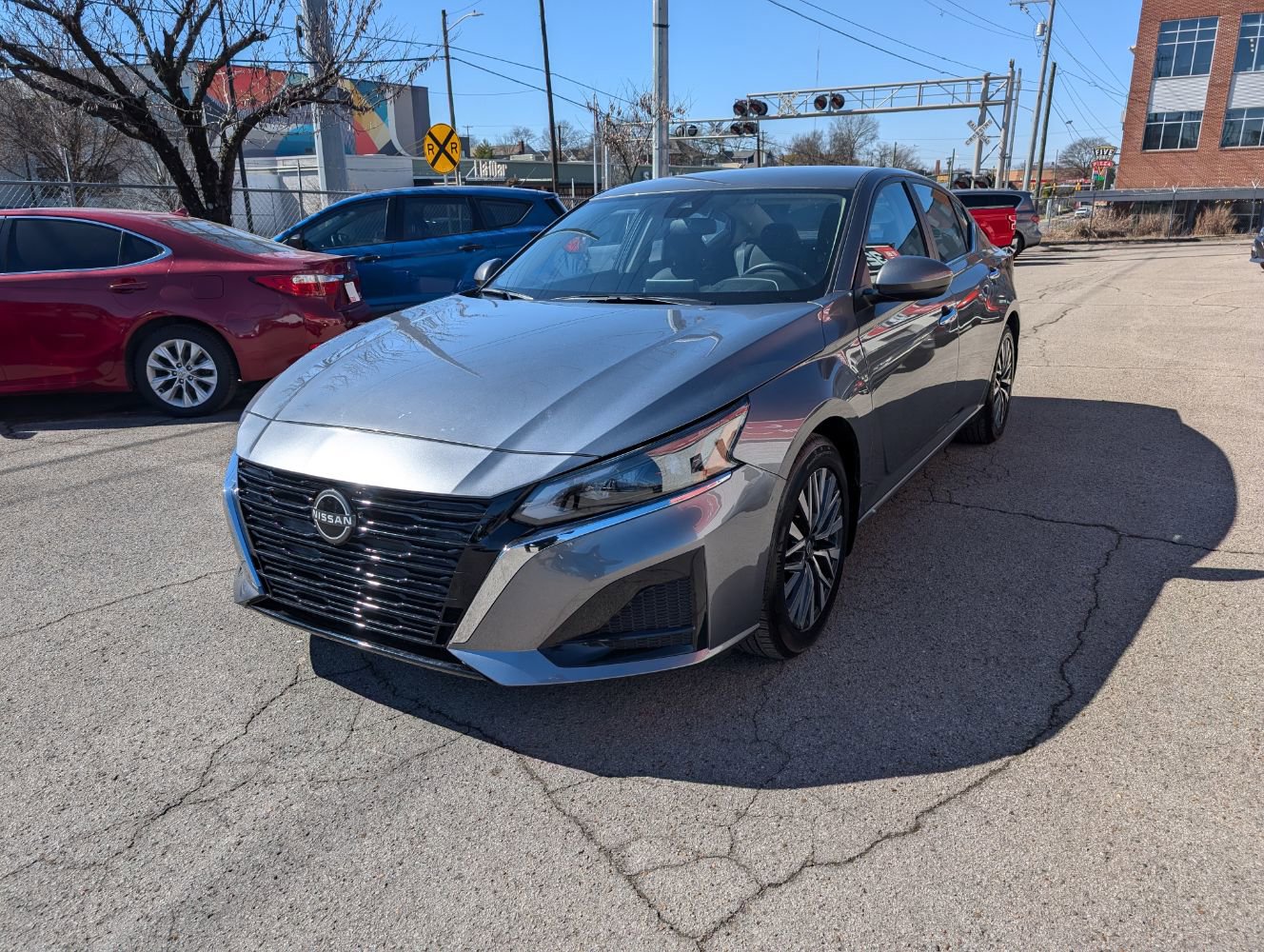 Used 2023 Nissan Altima 2.5 SV
