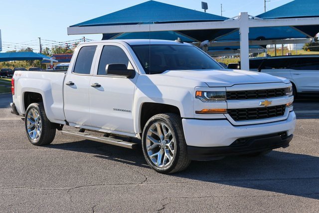 Used 2019 Chevrolet Silverado 1500 Custom w/ Custom Convenience Package