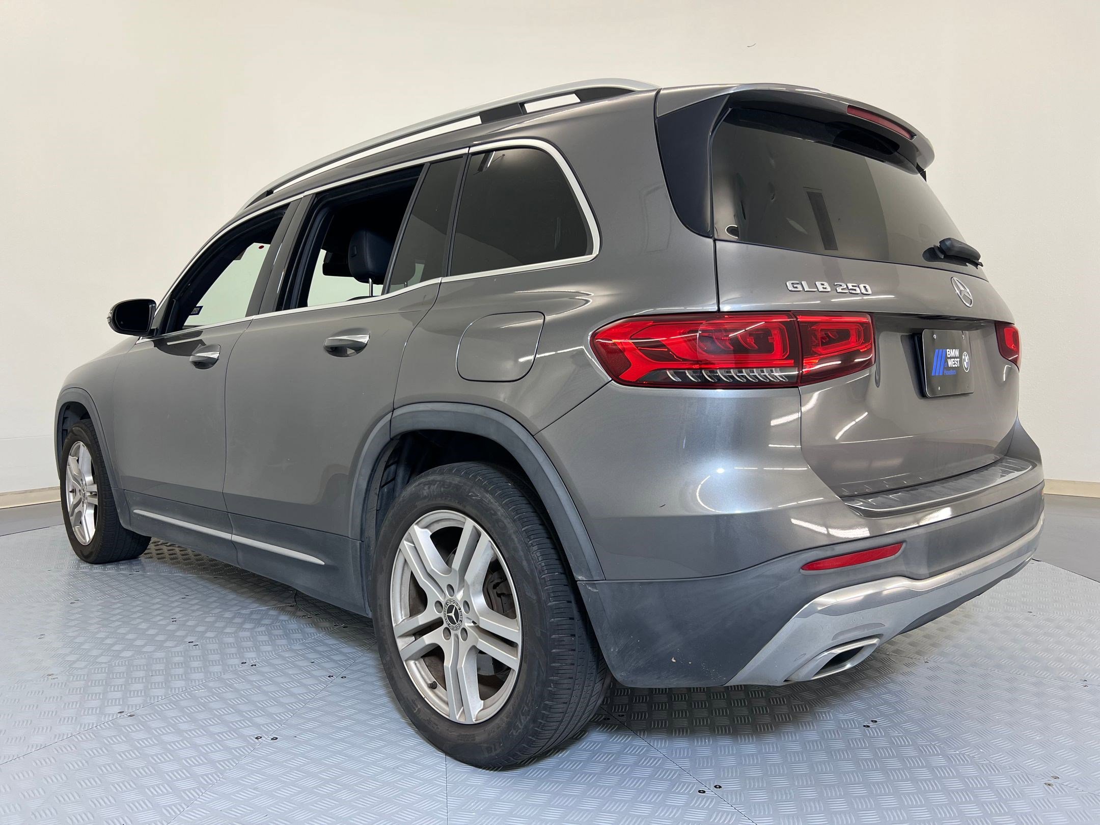 Certified 2021 Mercedes-Benz GLB 250 image 3