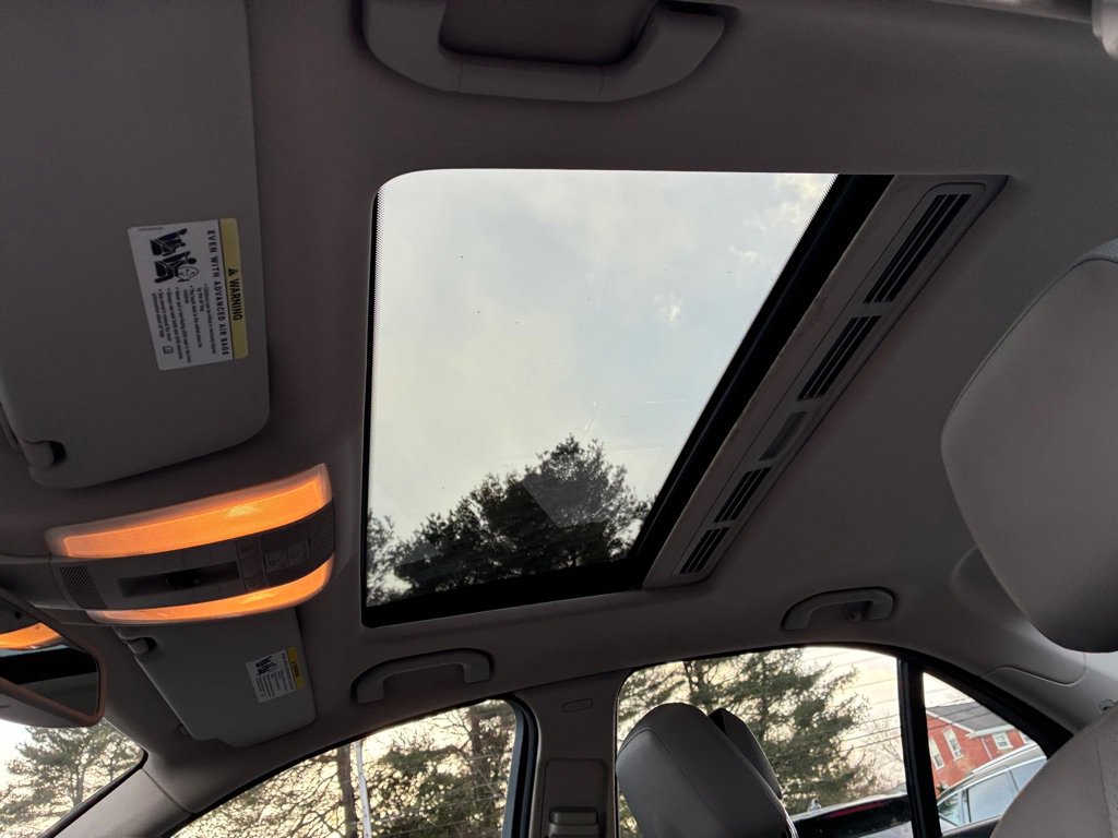 Used 2008 Mercedes-Benz C 300 4MATIC Sedan image 29