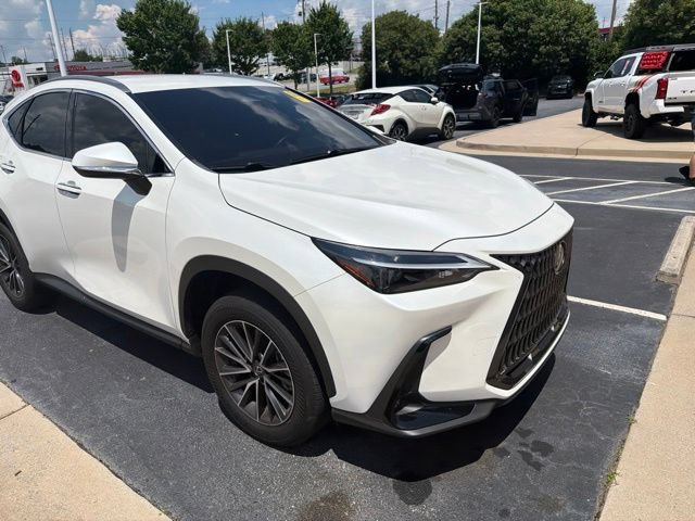 Used 2023 Lexus NX 250 FWD w/ Towing Package (2000 Lbs) image 16