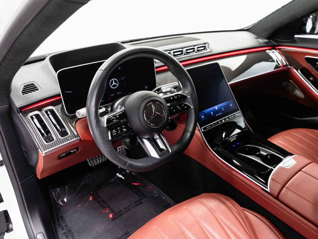Used 2025 Mercedes-Benz S 63 AMG S image 9