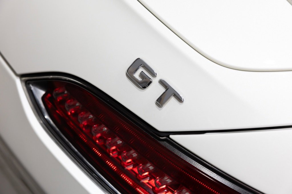 Used 2018 Mercedes-Benz AMG GT Roadster w/ Exclusive Interior Package image 21