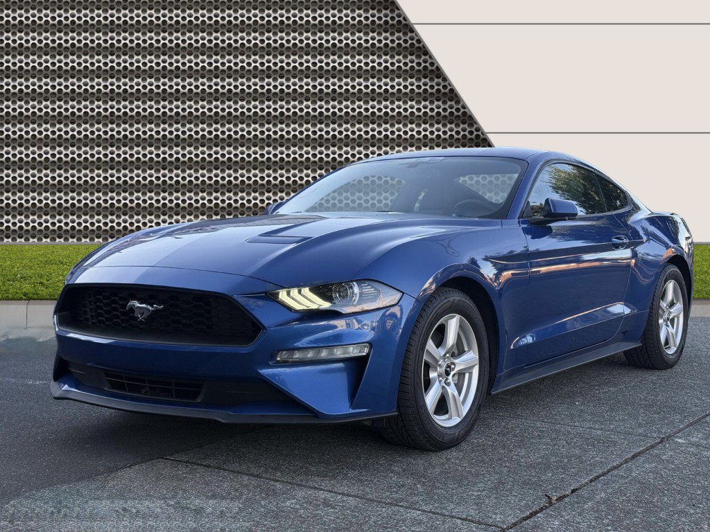 Used 2018 Ford Mustang Coupe image 13