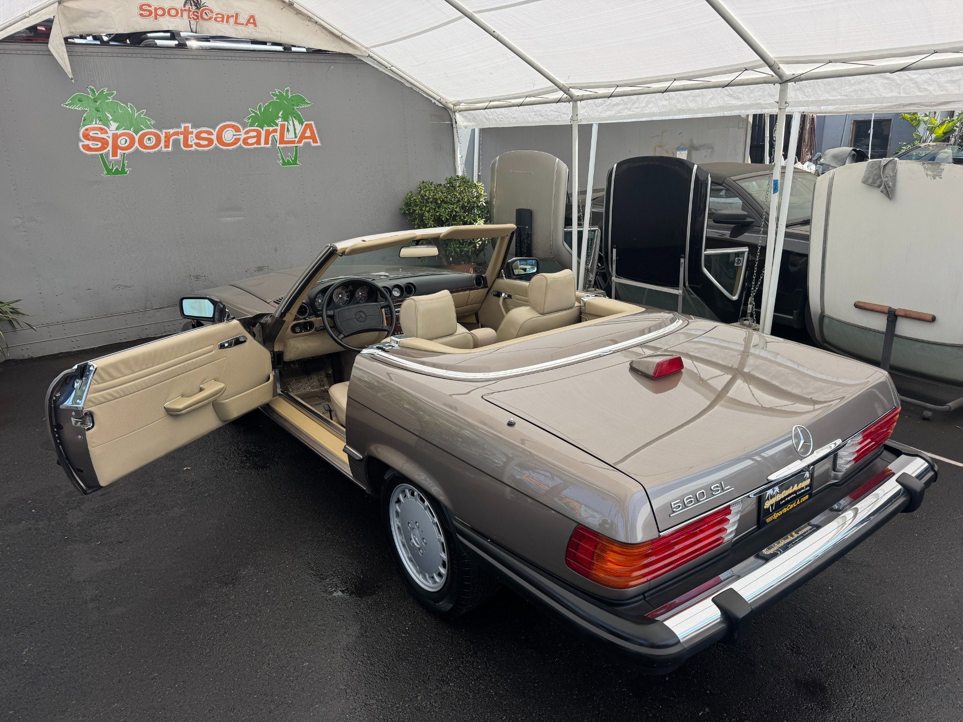 Used 1987 Mercedes-Benz 560 SL image 8