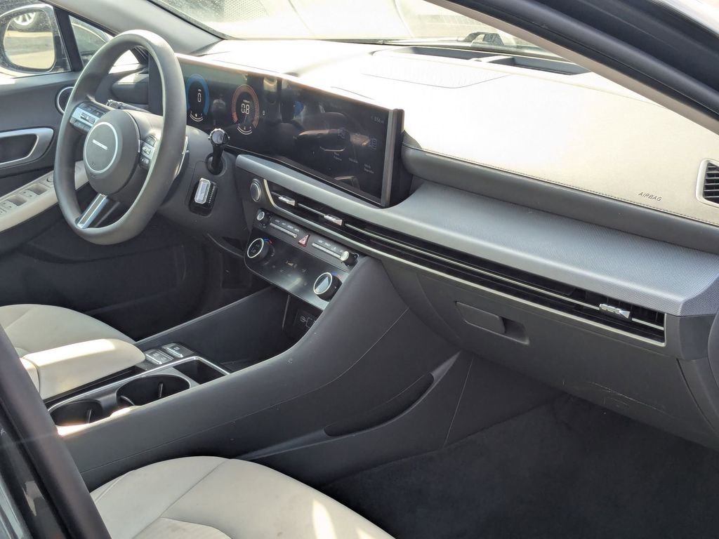 Used 2025 Hyundai Sonata SEL image 28
