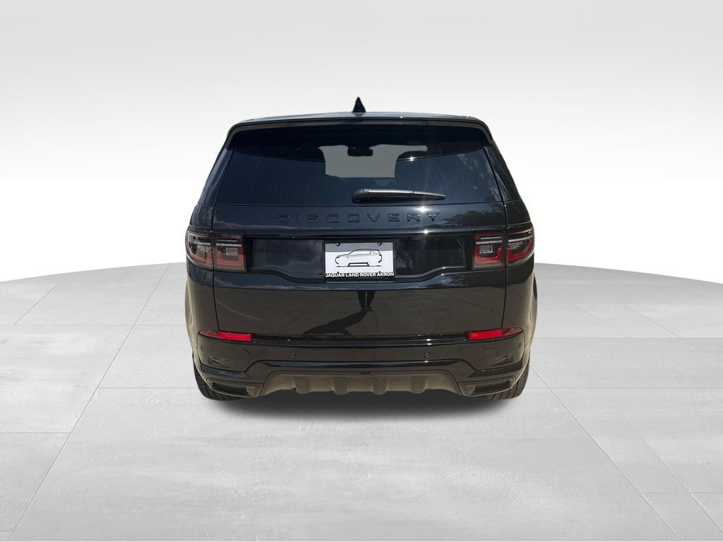 New 2026 Land Rover Discovery Sport Landmark AWD/4WD image 8