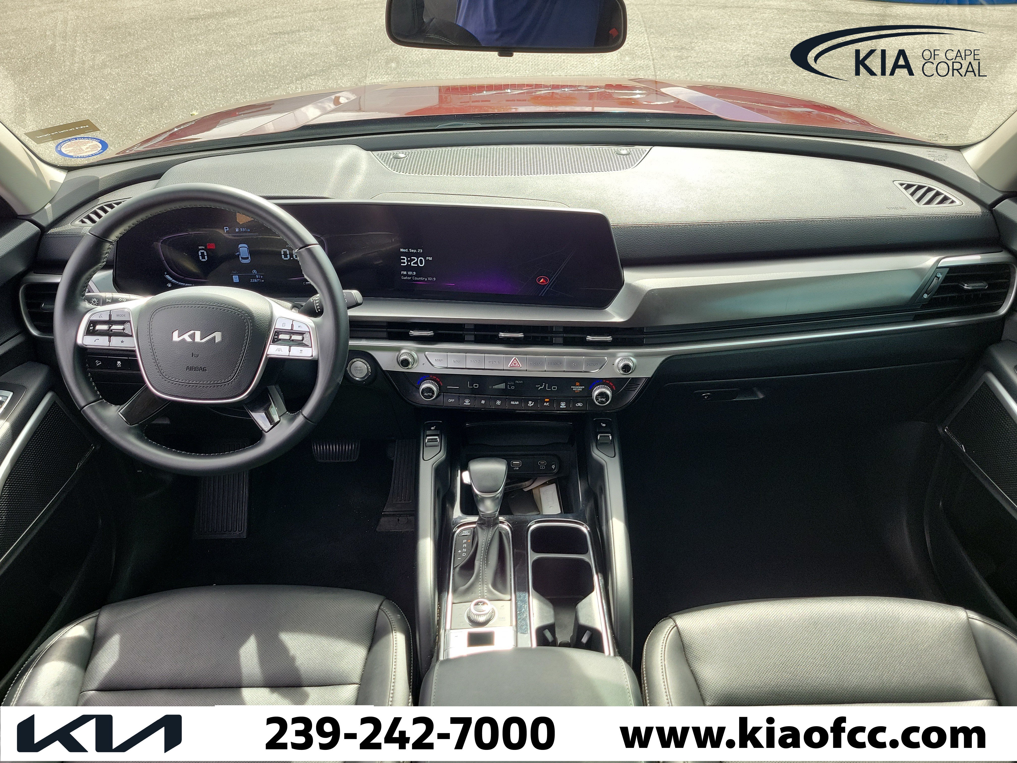 Certified 2023 Kia Telluride S w/ S Sunroof Package AWD/4WD image 16