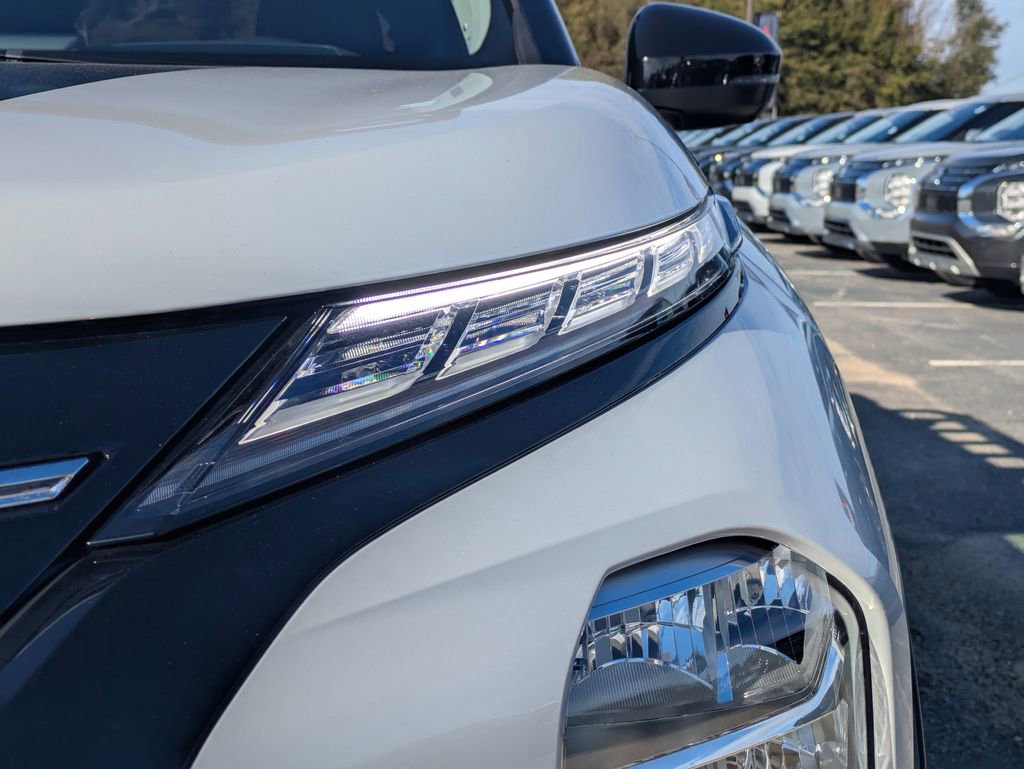 New 2026 Mitsubishi Outlander Trail Edition image 9