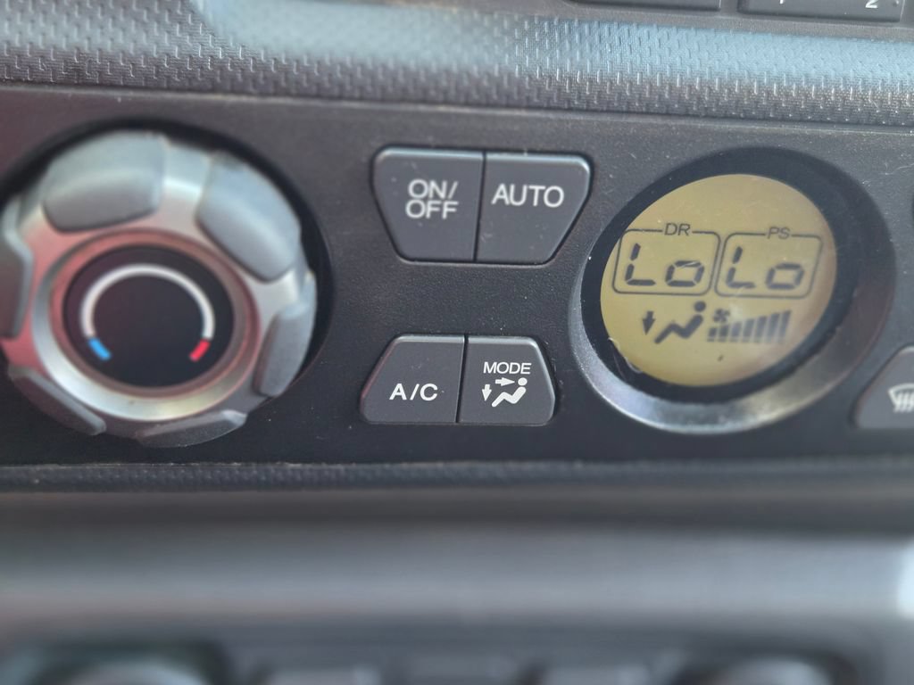 Used 2014 Honda Ridgeline SE image 40
