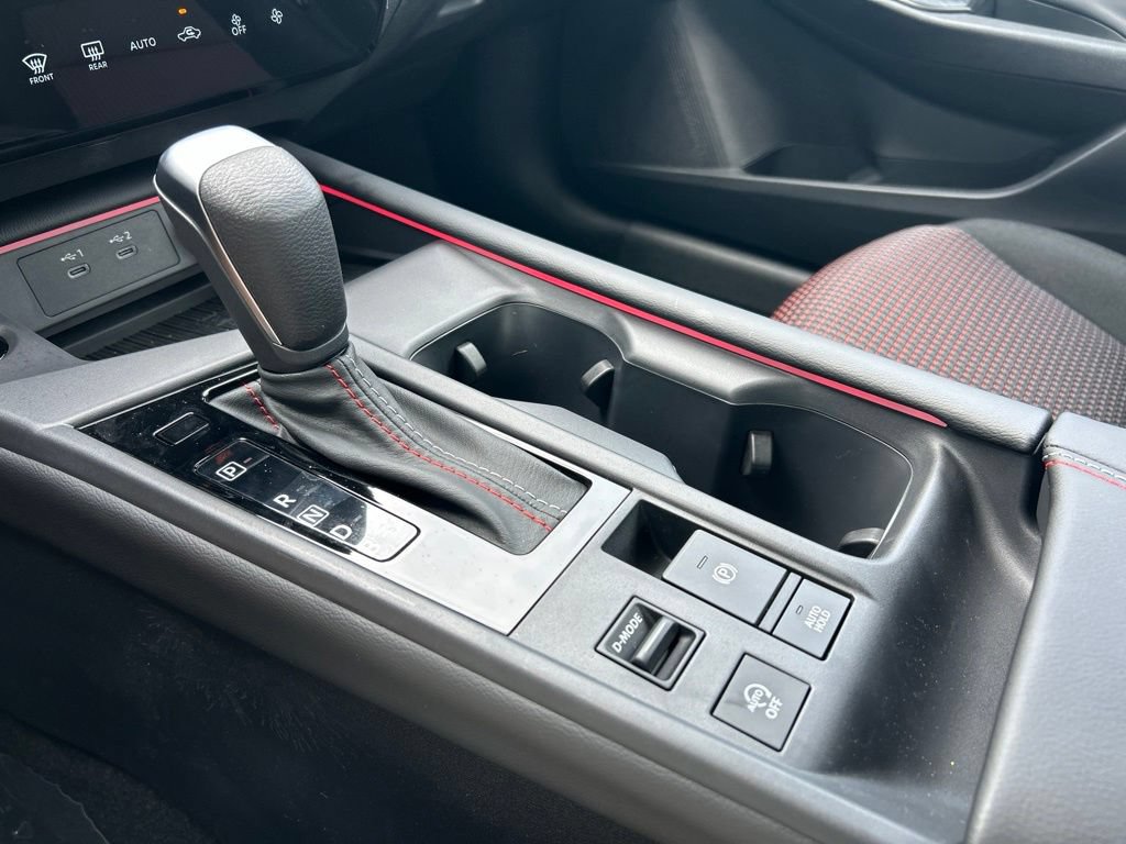 New 2026 Nissan Sentra SR w/ Floor Mat Package FWD image 34