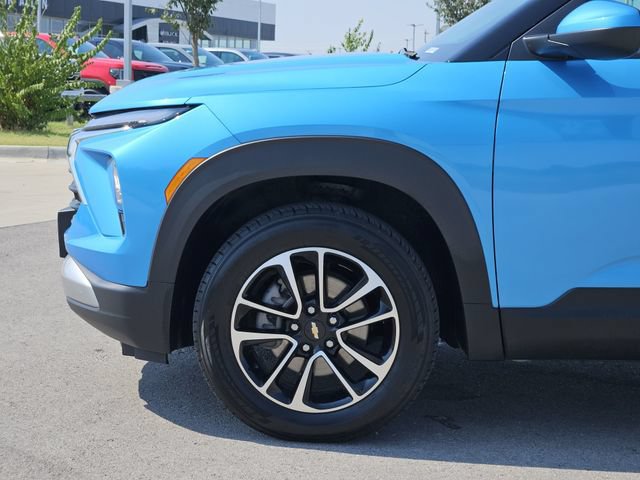 Used 2025 Chevrolet TrailBlazer LT AWD/4WD image 10