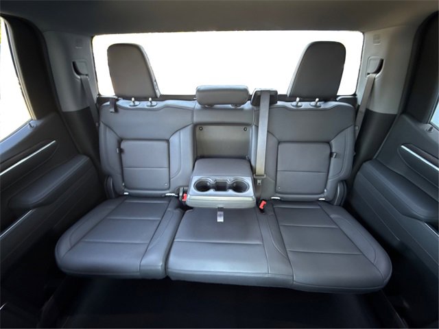 Used 2025 GMC Sierra 1500 SLT image 16