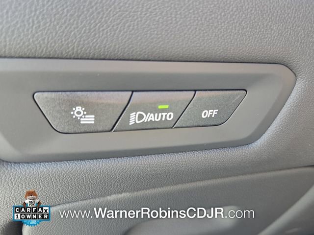 Used 2025 BMW X5 sDrive40i w/ Premium Package image 29