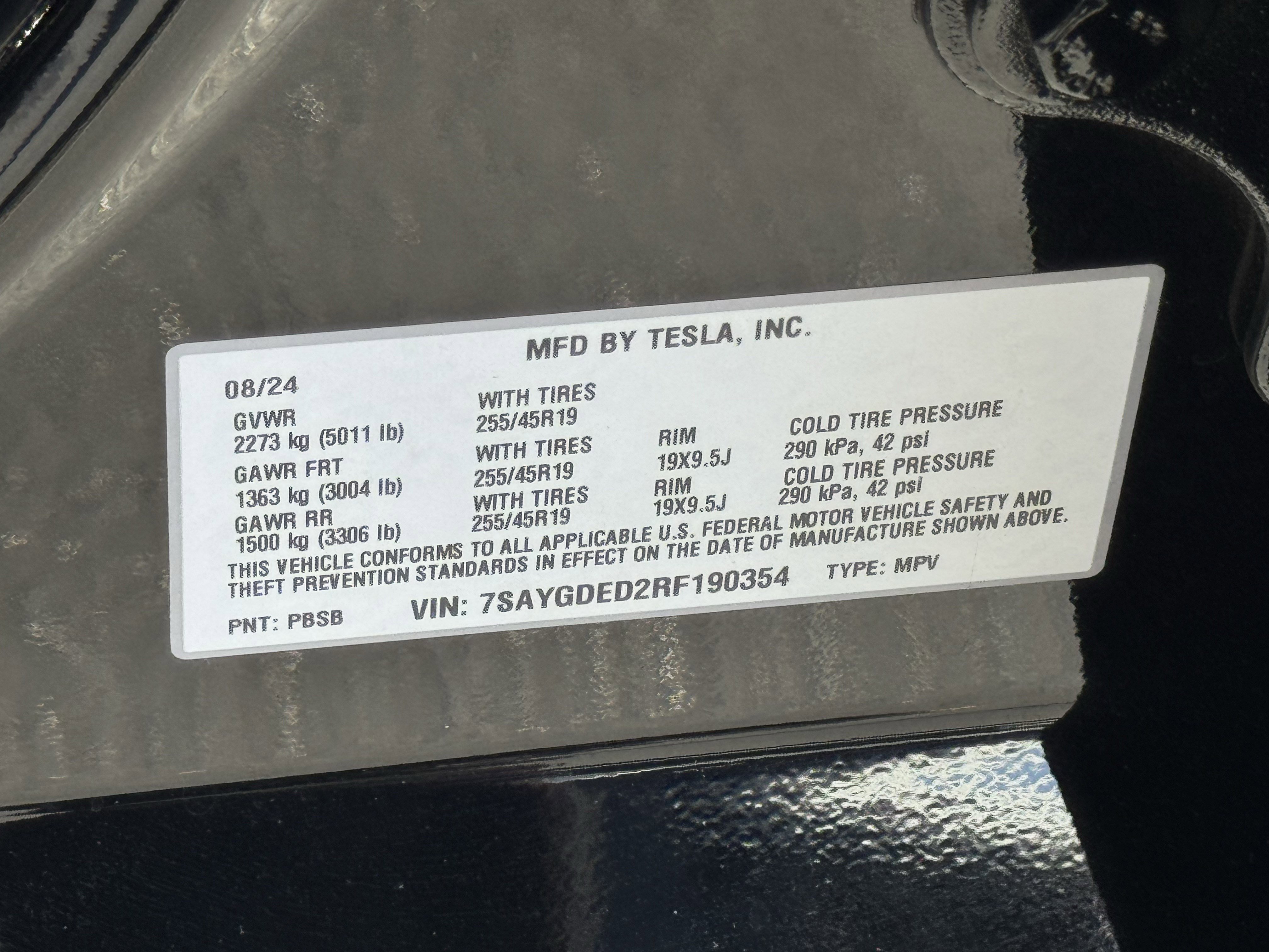 Used 2024 Tesla Model Y Long Range image 37