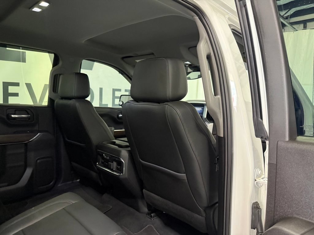 Used 2019 GMC Sierra 1500 SLT w/ SLT Premium Plus Package AWD/4WD image 16
