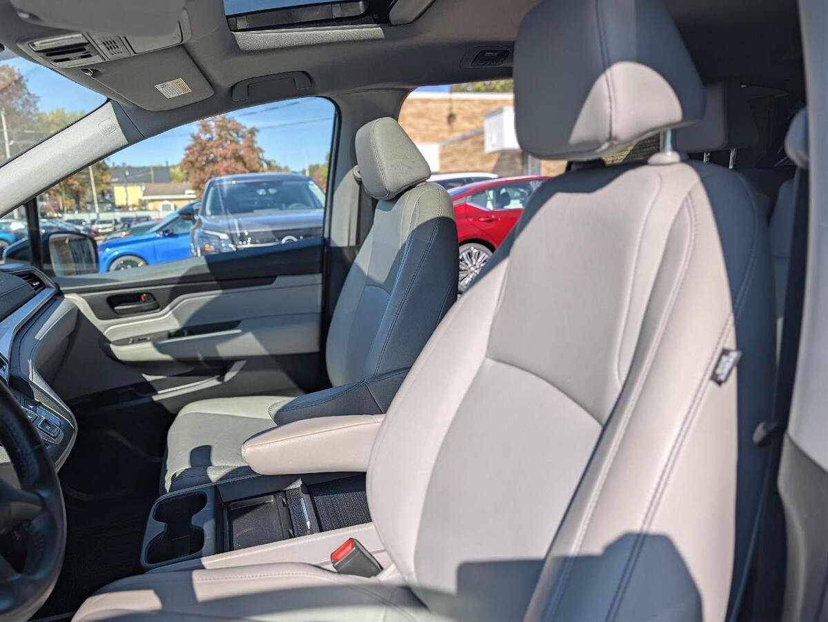 Used 2021 Honda Odyssey EX-L image 17