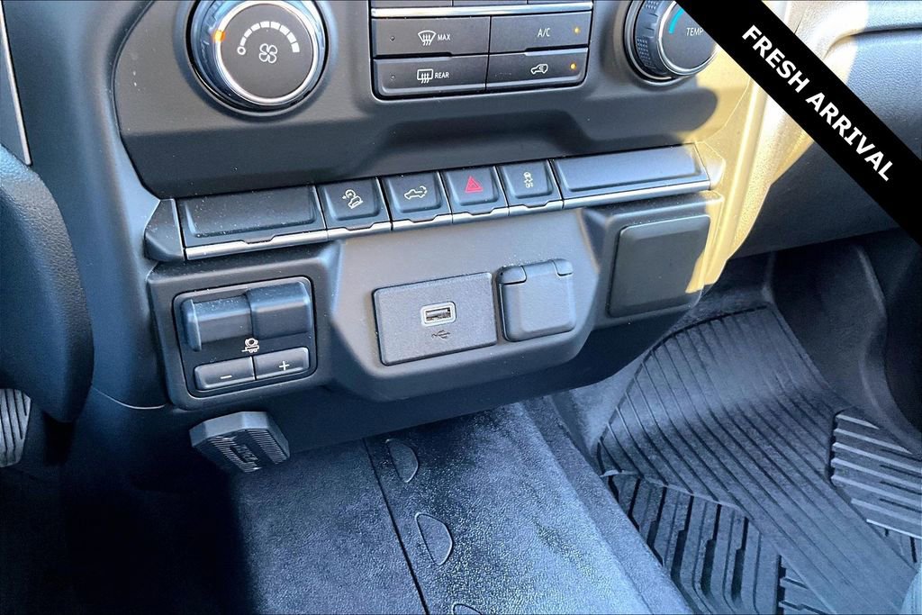 Used 2020 Chevrolet Silverado 1500 Custom Trail Boss w/ Custom Convenience Package image 16