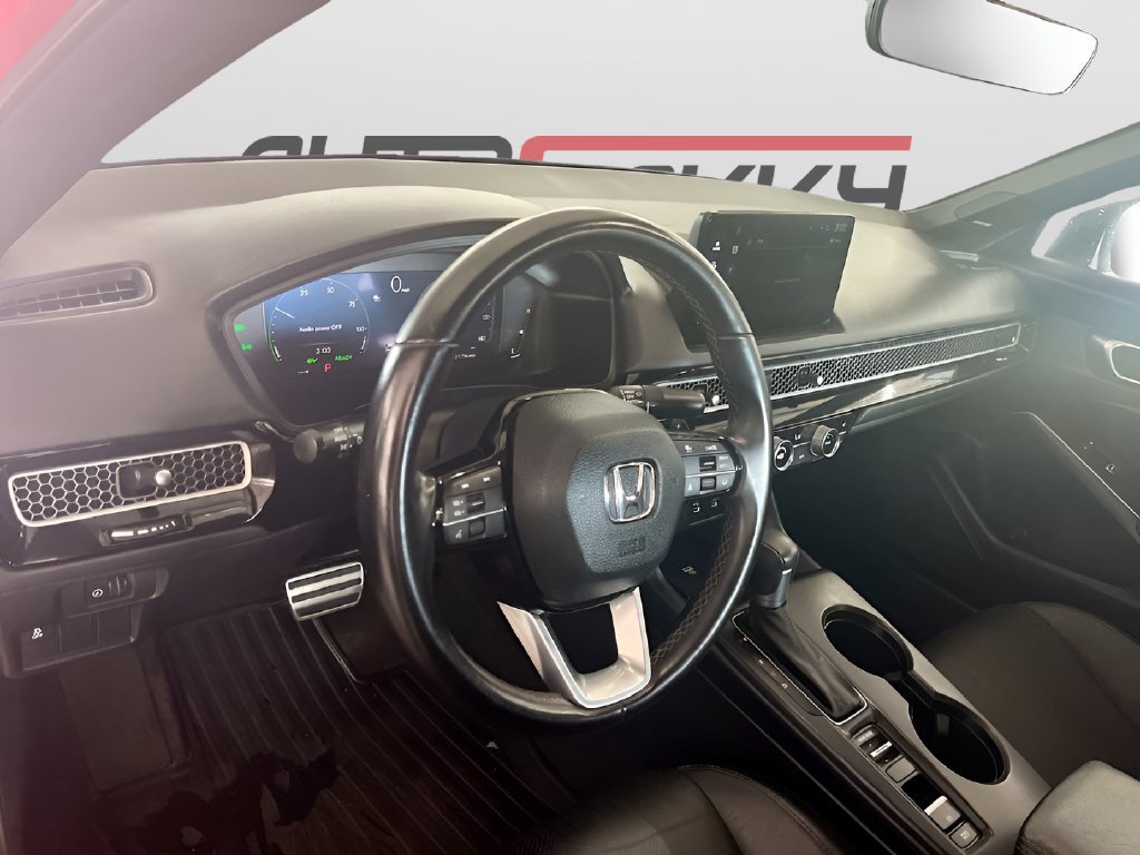 Used 2025 Honda Civic Sport Touring image 9