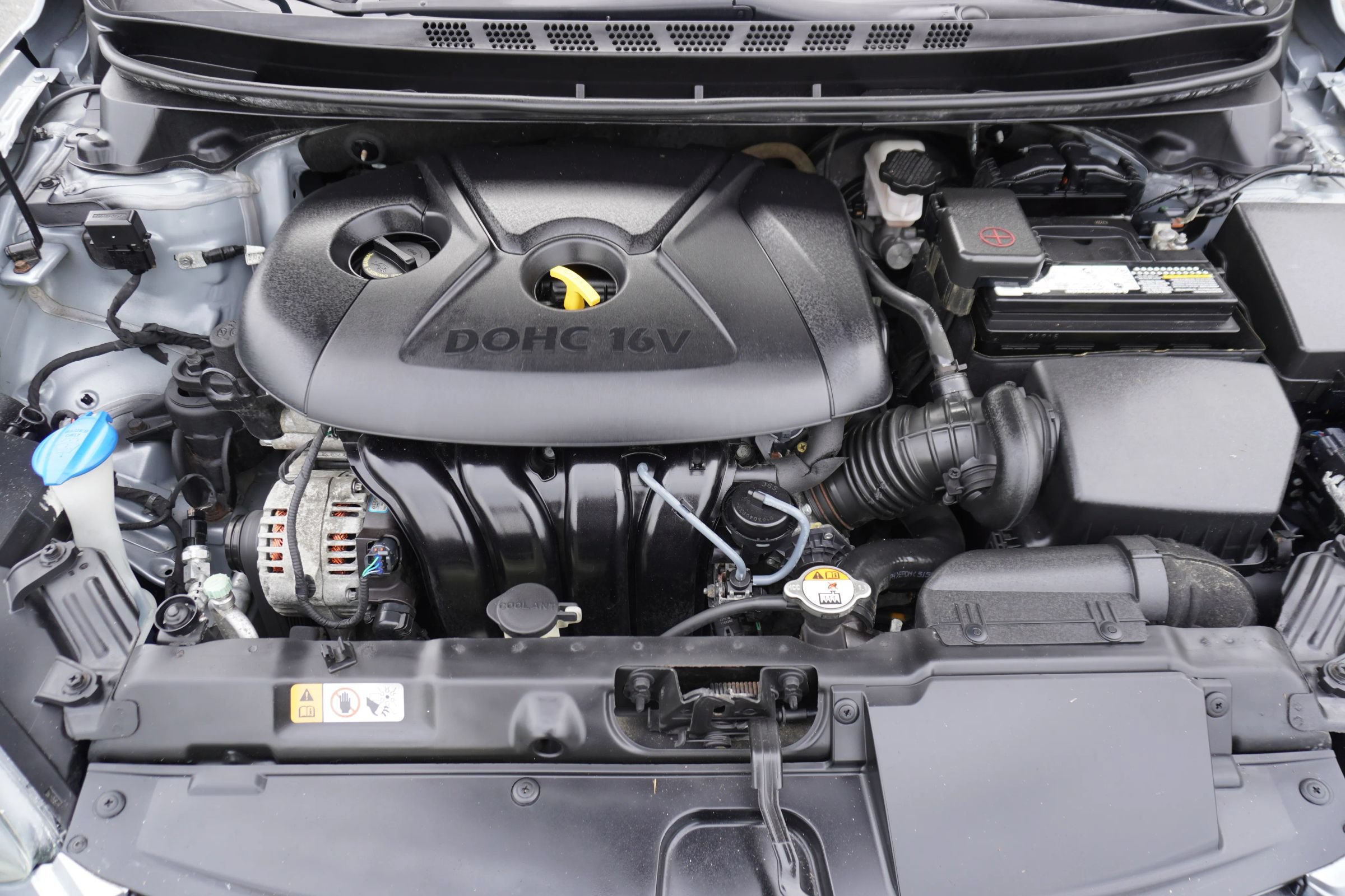 Used 2015 Hyundai Elantra SE w/ Option Group 02 FWD image 25