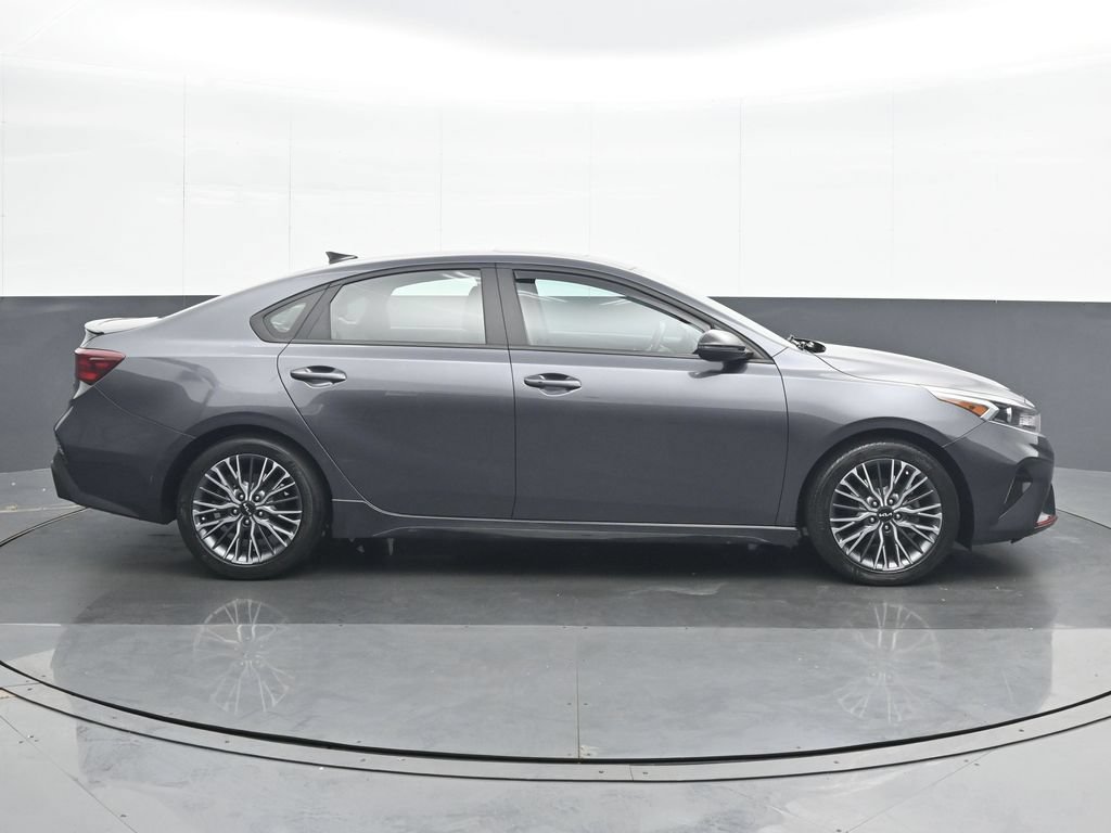 Used 2023 Kia Forte GT-Line w/ GT-Line Premium Package FWD image 7